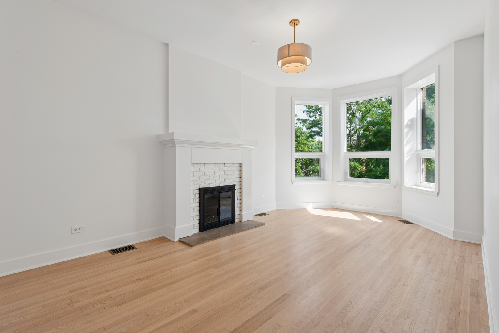 848 West George Street, Unit 3 Chicago, IL 60657 - Photo 9 of 19