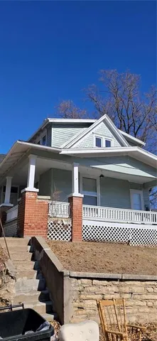 $725 | 2319 Charles Street, Unit 1/2, St. Joseph, MO 64501