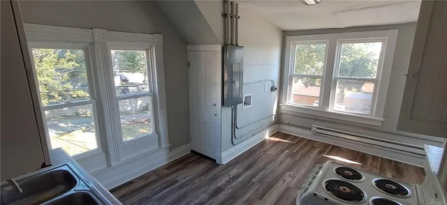 $725 | 2319 Charles Street, Unit 1/2, St. Joseph, MO 64501