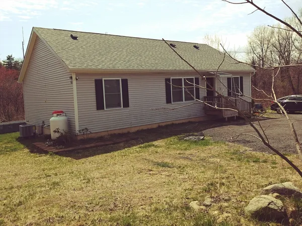 $410,000 | 5 Silver Street, Wilbraham, MA 01095