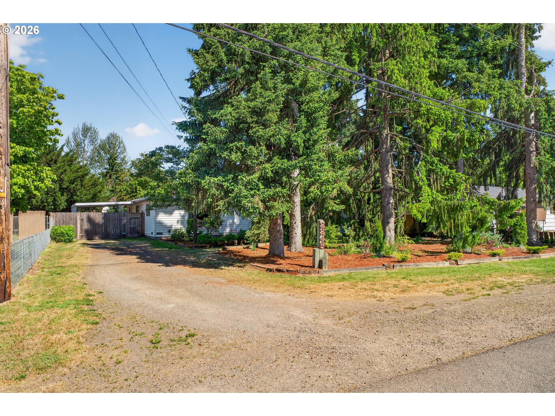 2245 Devos Street Eugene, OR 97402 - Photo 43 of 48