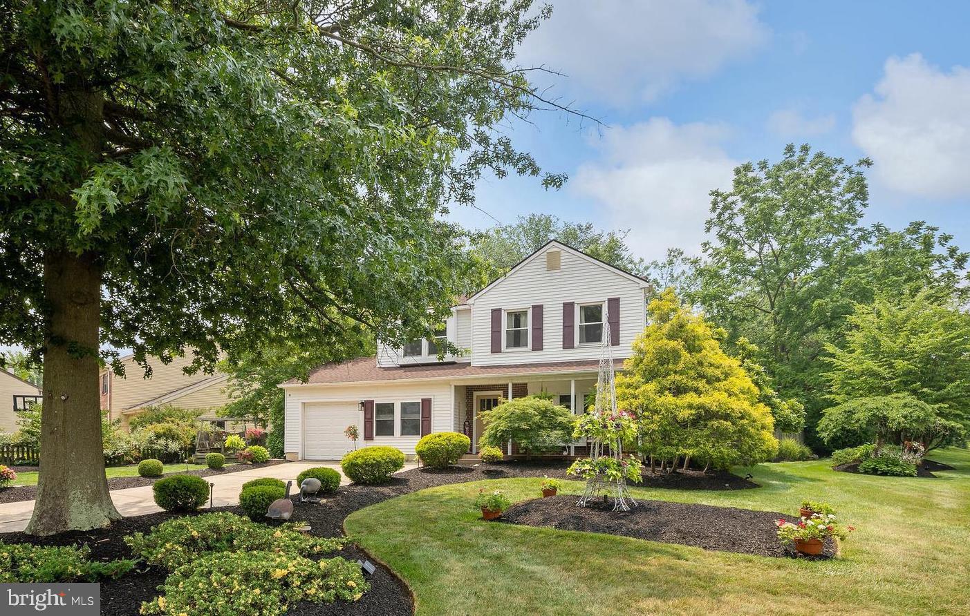 2 Devonshire Road Mount Laurel, NJ 08054 - Photo 2 of 29 Front Exterior