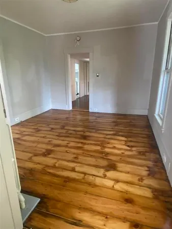 $2,300 | 76 Warren Street, Unit 1, Concord, NH 03301