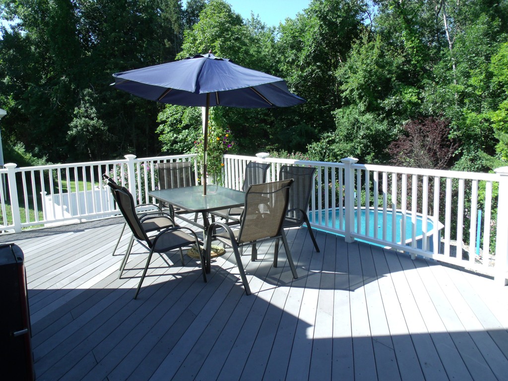 43 Glenn Street Three Rivers, MA 01080 - Photo 4 of 30