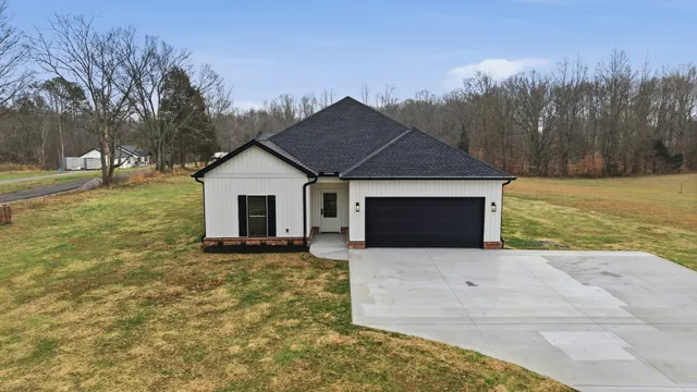 $365,000 | 4140 Riley Creek Road, Normandy, TN 37360