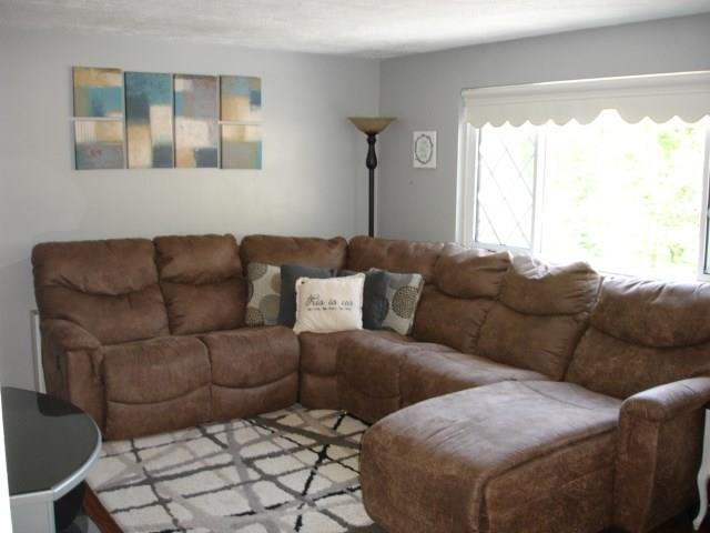 4418 Burma Road Monroeville, PA 15146 - Photo 7 of 23 Gallery Image 7