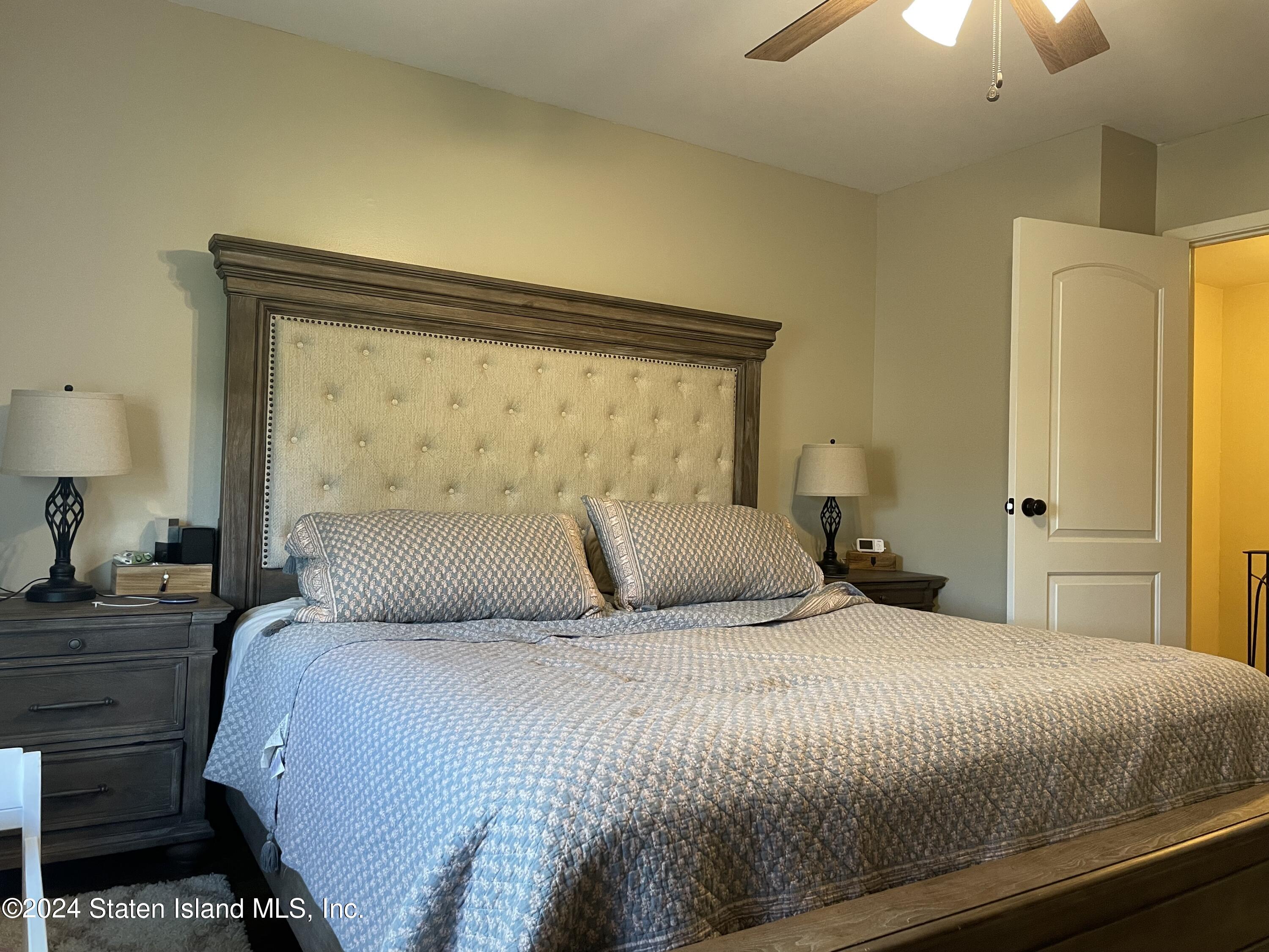 983 West Fingerboard Road Staten Island, NY 10304 - Photo 16 of 30 Bedroom