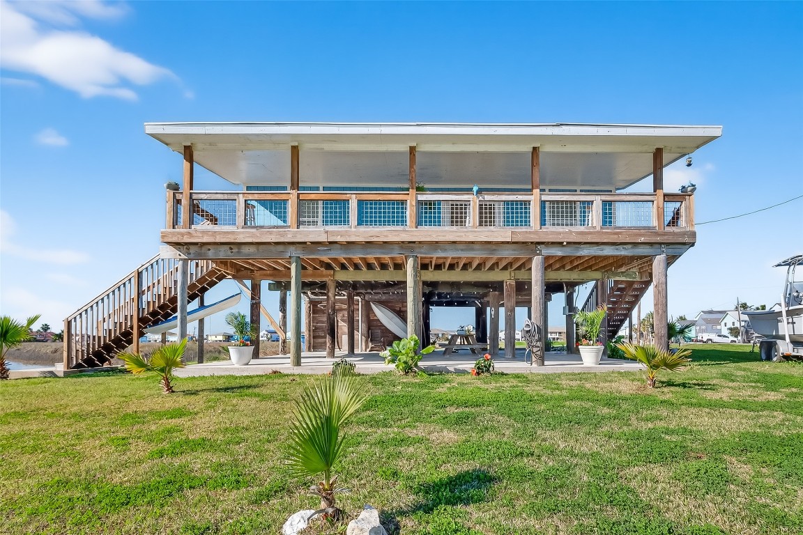 154 Poop Deck Lane Freeport, TX 77541 - Photo 4 of 32 Elevation