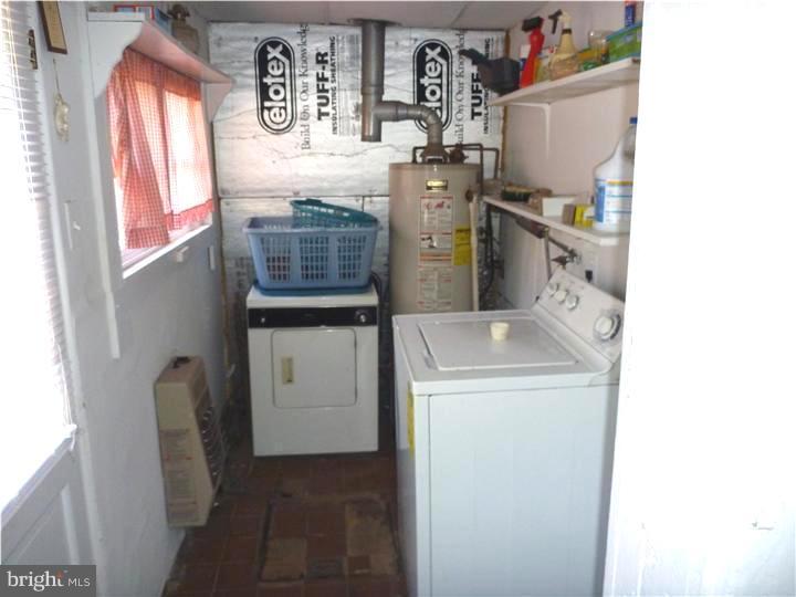 4100 Lower Road Bristol, PA 19007 - Photo 11 of 25 Laundry Room