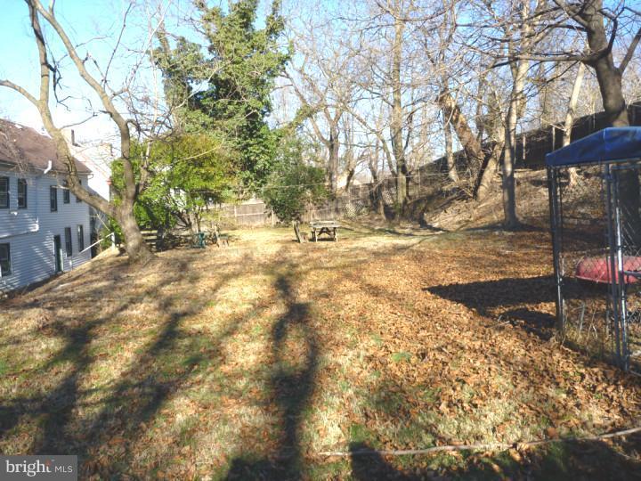 4100 Lower Road Bristol, PA 19007 - Photo 22 of 25 Back Yard