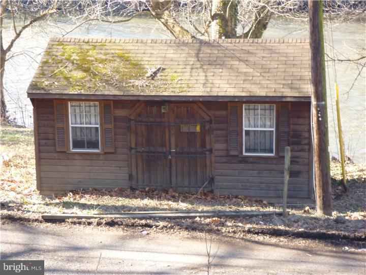 4100 Lower Road Bristol, PA 19007 - Photo 25 of 25 Storage Shed