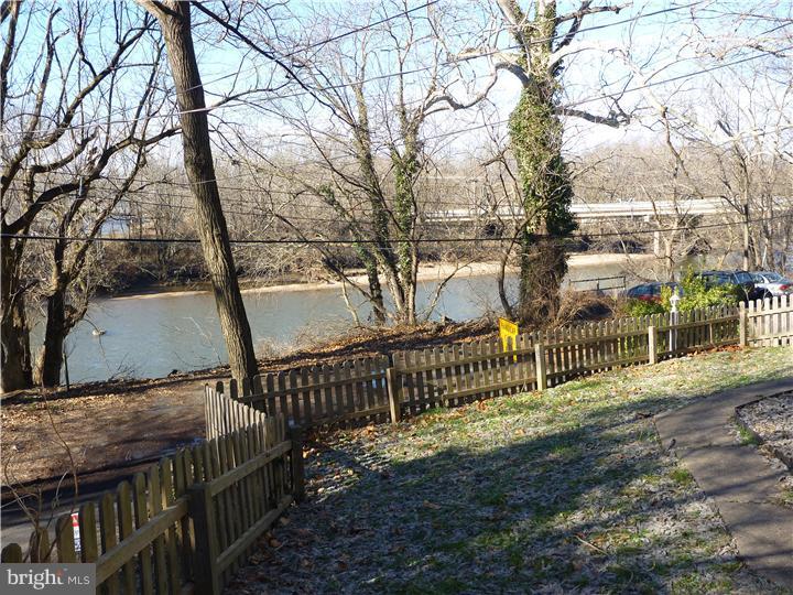 4100 Lower Road Bristol, PA 19007 - Photo 4 of 25 View