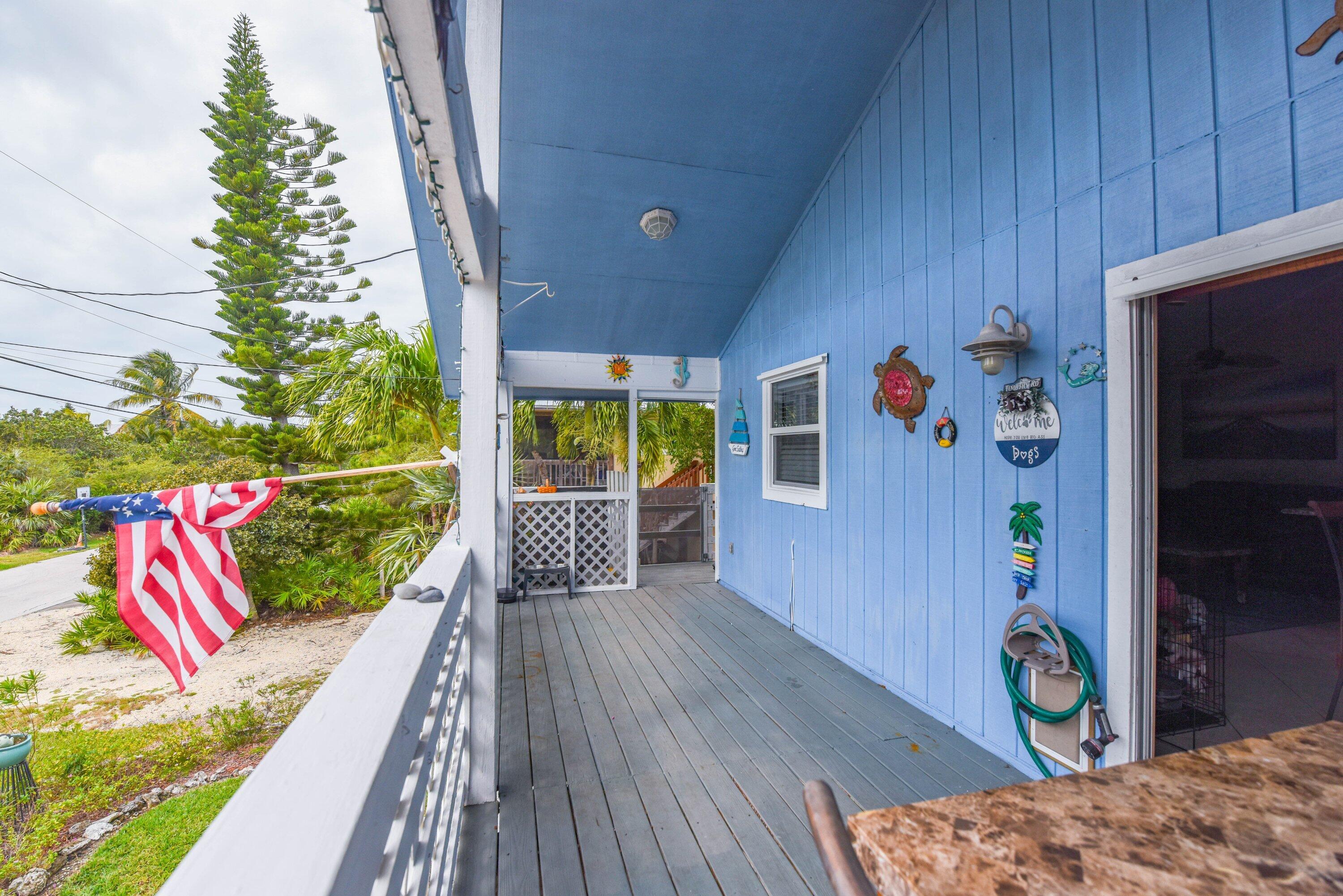 29857 Tropical Trader Road Big Pine Key, FL 33043 - Photo 15 of 36 012-29857TropicalTrader_balconies