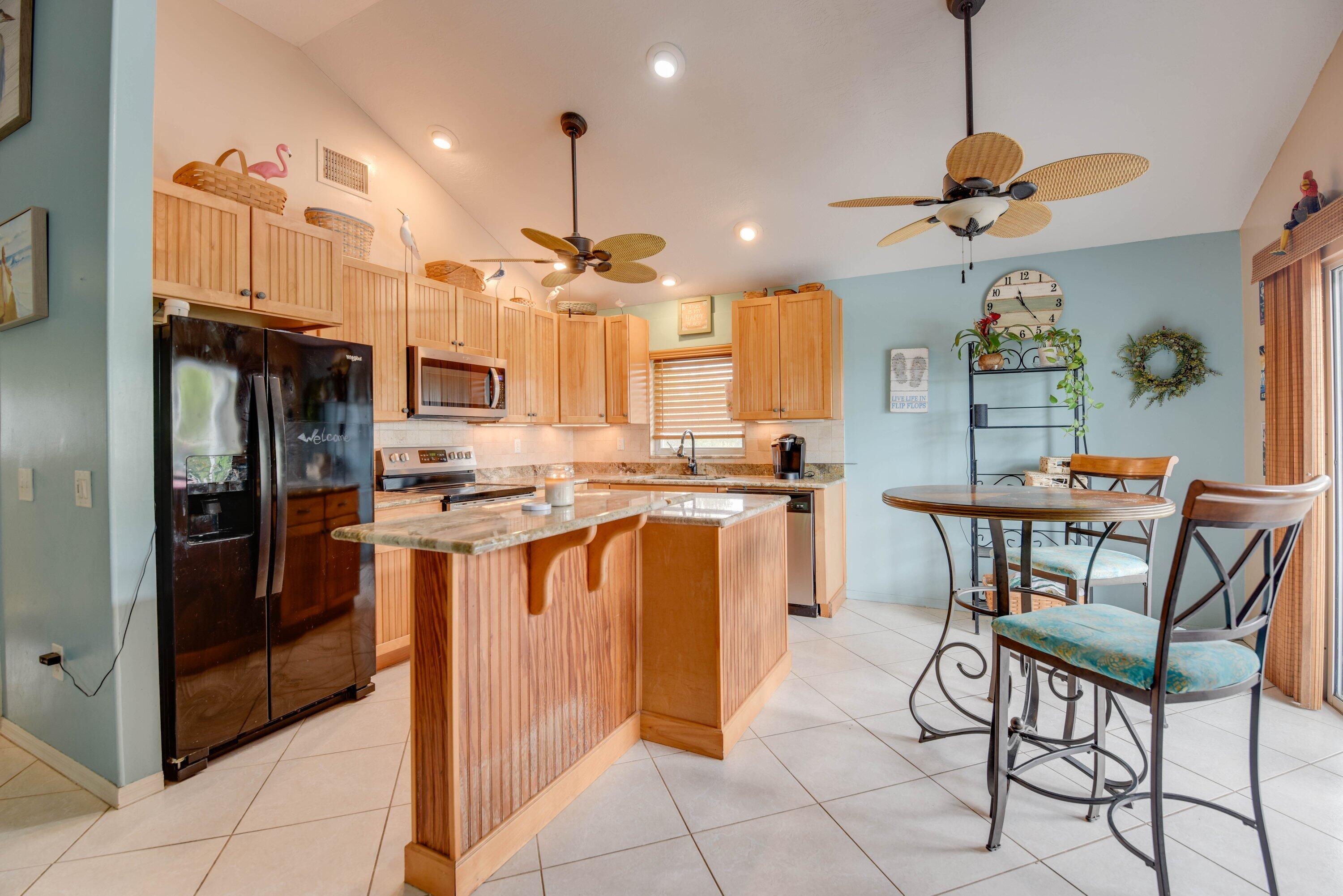 29857 Tropical Trader Road Big Pine Key, FL 33043 - Photo 3 of 36 013-29857TropicalTrader_kitchen