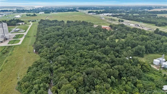 $400,000 | 3110 Hwy Natchitoches La, Natchitoches, LA 71457