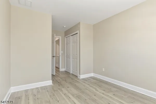 $4,000 | 150 North Auten Avenue, Somerville, NJ 08876