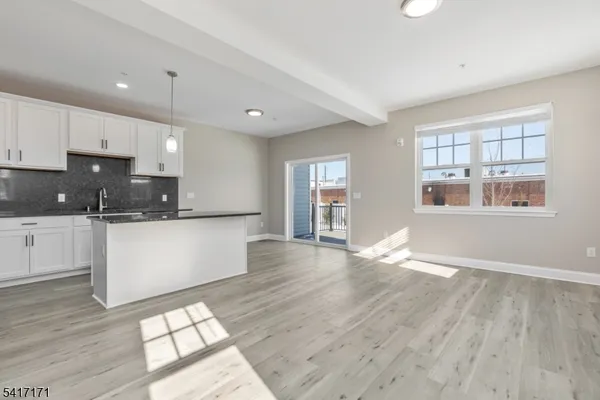 $4,000 | 150 North Auten Avenue, Somerville, NJ 08876