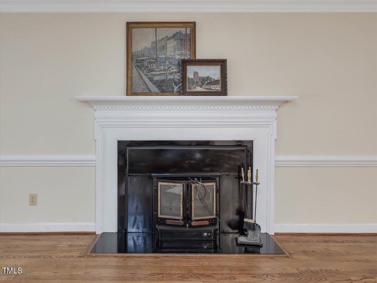 10609 Chinkapin Place Raleigh, NC 27613 - Photo 12 of 78 12-Living Room