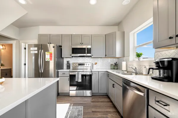 $750,000 | 893-899 Shadowleaf Avenue, Twin Falls, ID 83301