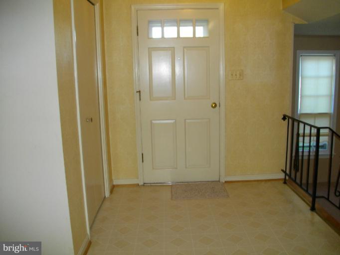 3303 Stonesboro Road Fort Washington, MD 20744 - Photo 5 of 23 Interior (General)