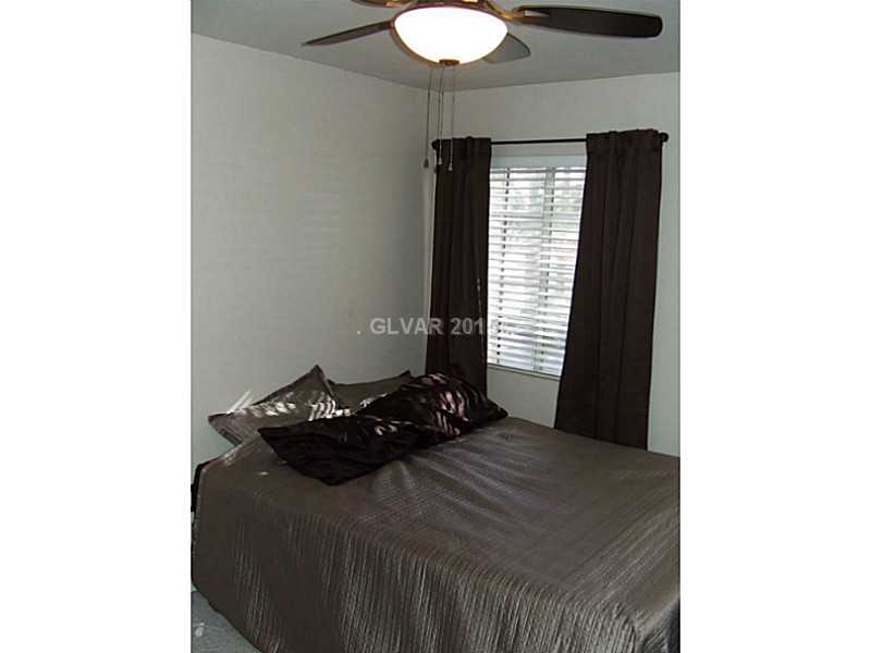 2168 Running River Road Henderson, NV 89074 - Photo 26 of 35 Bedroom. Another guest bedroom...