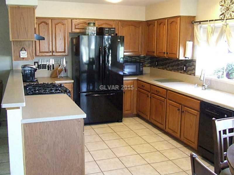2168 Running River Road Henderson, NV 89074 - Photo 4 of 35 Kitchen.