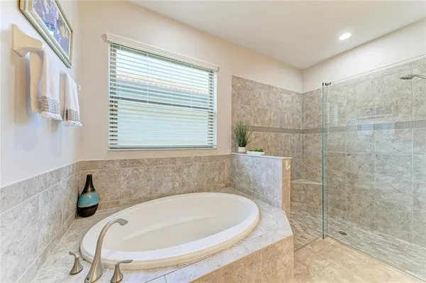 $524,900 | 131 Maraviya Boulevard, Nokomis, FL 34275