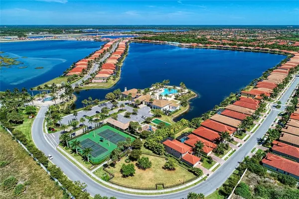 $524,900 | 131 Maraviya Boulevard, Nokomis, FL 34275