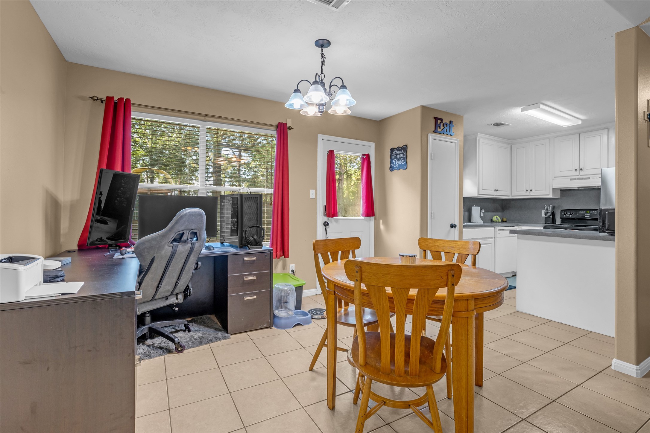 16368 Many Trees Lane Conroe, TX 77302 - Photo 17 of 25 Gallery Image 17