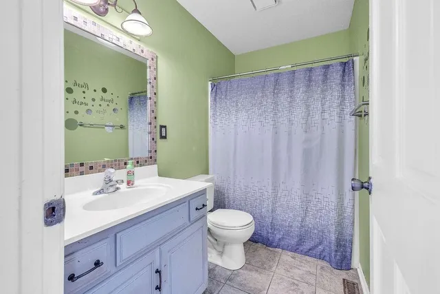 $370,000 | 3706 Wheatridge Drive, St. Joseph, MO 64506