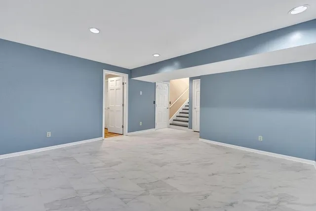 $370,000 | 3706 Wheatridge Drive, St. Joseph, MO 64506