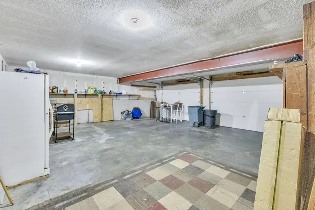 $370,000 | 3706 Wheatridge Drive, St. Joseph, MO 64506