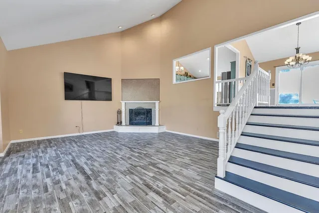 $370,000 | 3706 Wheatridge Drive, St. Joseph, MO 64506