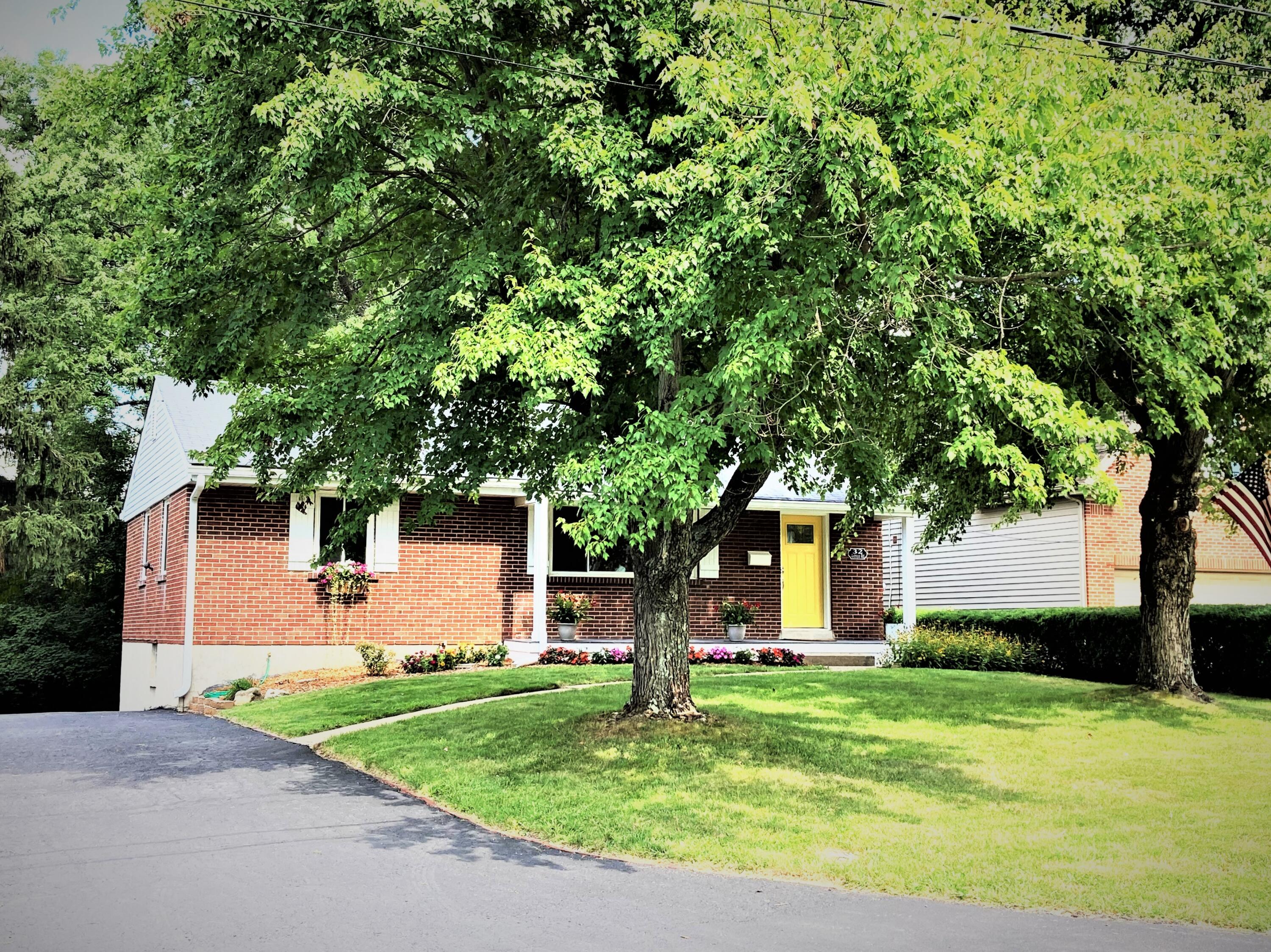 32 Ashton Road Fort Mitchell, KY 41017 - Photo 4 of 36 Gallery Image 4