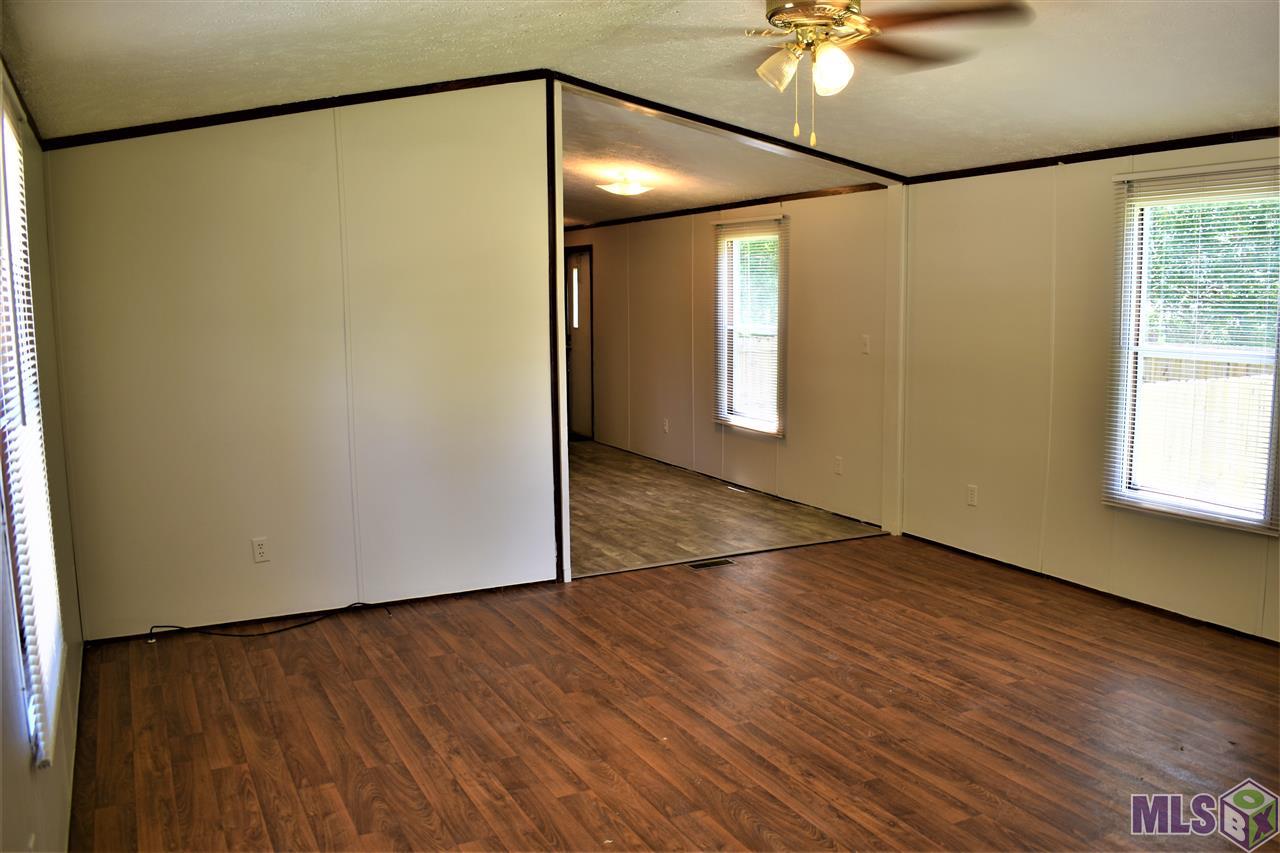 12476 Buddy Ellis Road Denham Springs, LA 70726 - Photo 3 of 8 Gallery Image 3