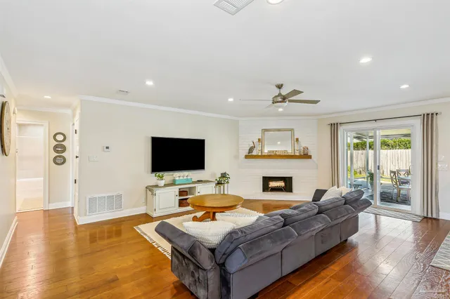 $499,900 | 2832 Venetian Garden, Gulf Breeze, FL 32563