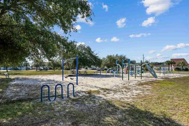 $499,900 | 2832 Venetian Garden, Gulf Breeze, FL 32563