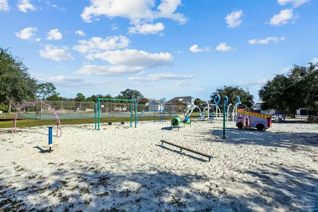 $499,900 | 2832 Venetian Garden, Gulf Breeze, FL 32563