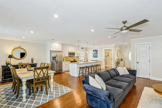 $499,900 | 2832 Venetian Garden, Gulf Breeze, FL 32563