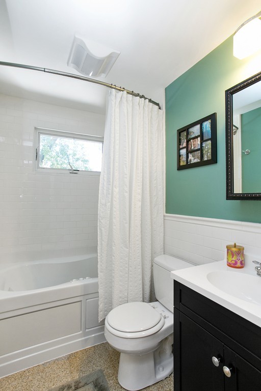 19 Townly Road, Unit 19 Watertown, MA 02472 - Photo 4 of 20 Gallery Image 4