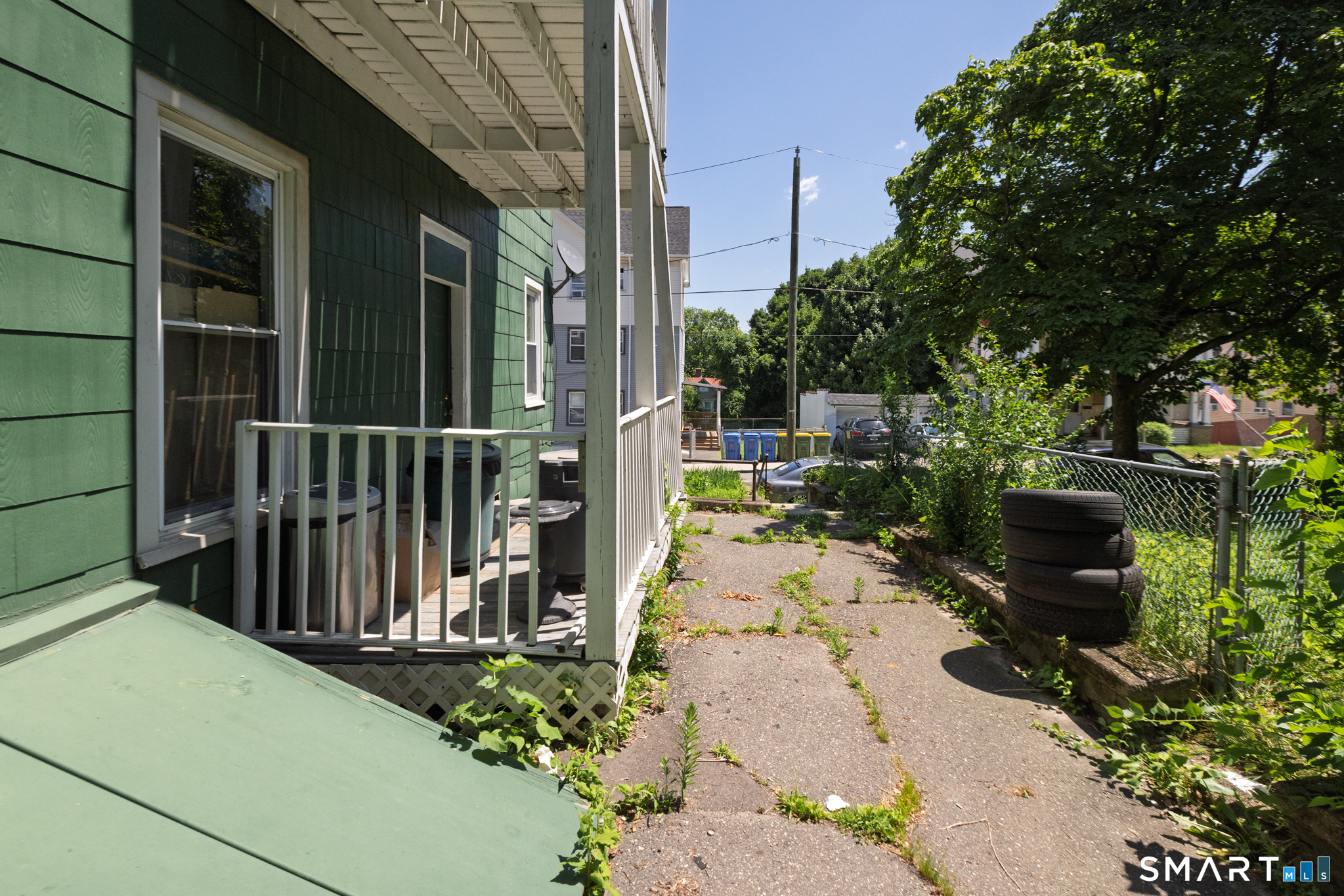 95 Sunnyside Avenue Waterbury, CT 06708 - Photo 23 of 27