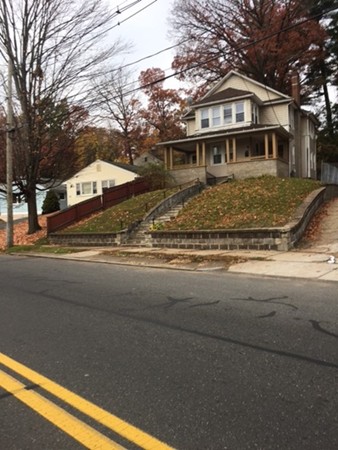 752-754 Alden Street Springfield, MA 01109 - Photo 2 of 2 Gallery Image 2