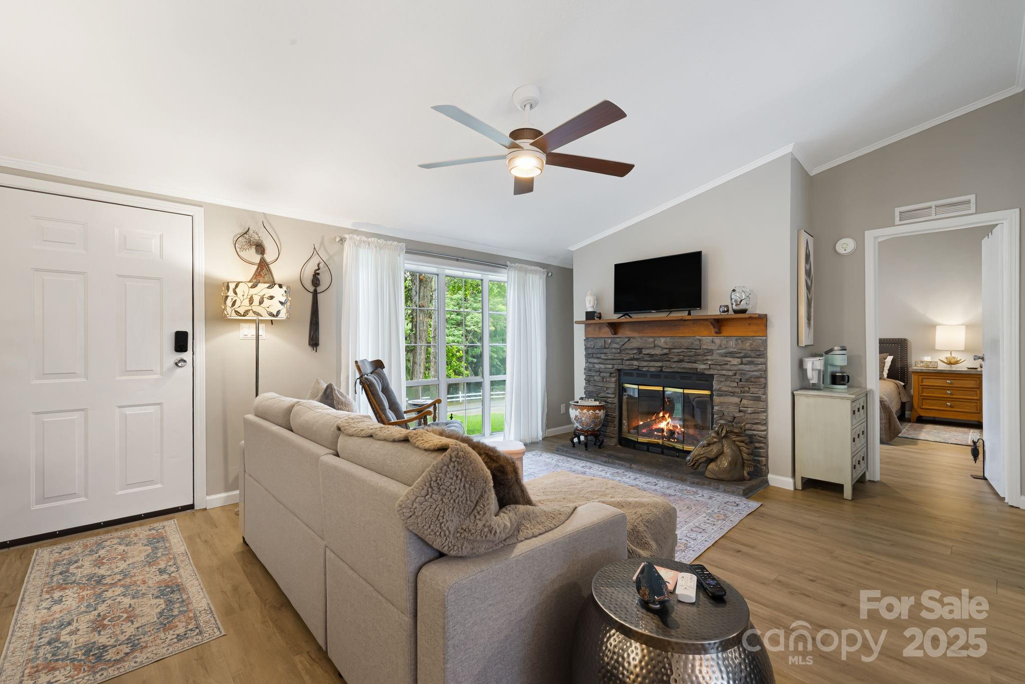 20 Timbers Edge Lane Fairview, NC 28730 - Photo 3 of 33