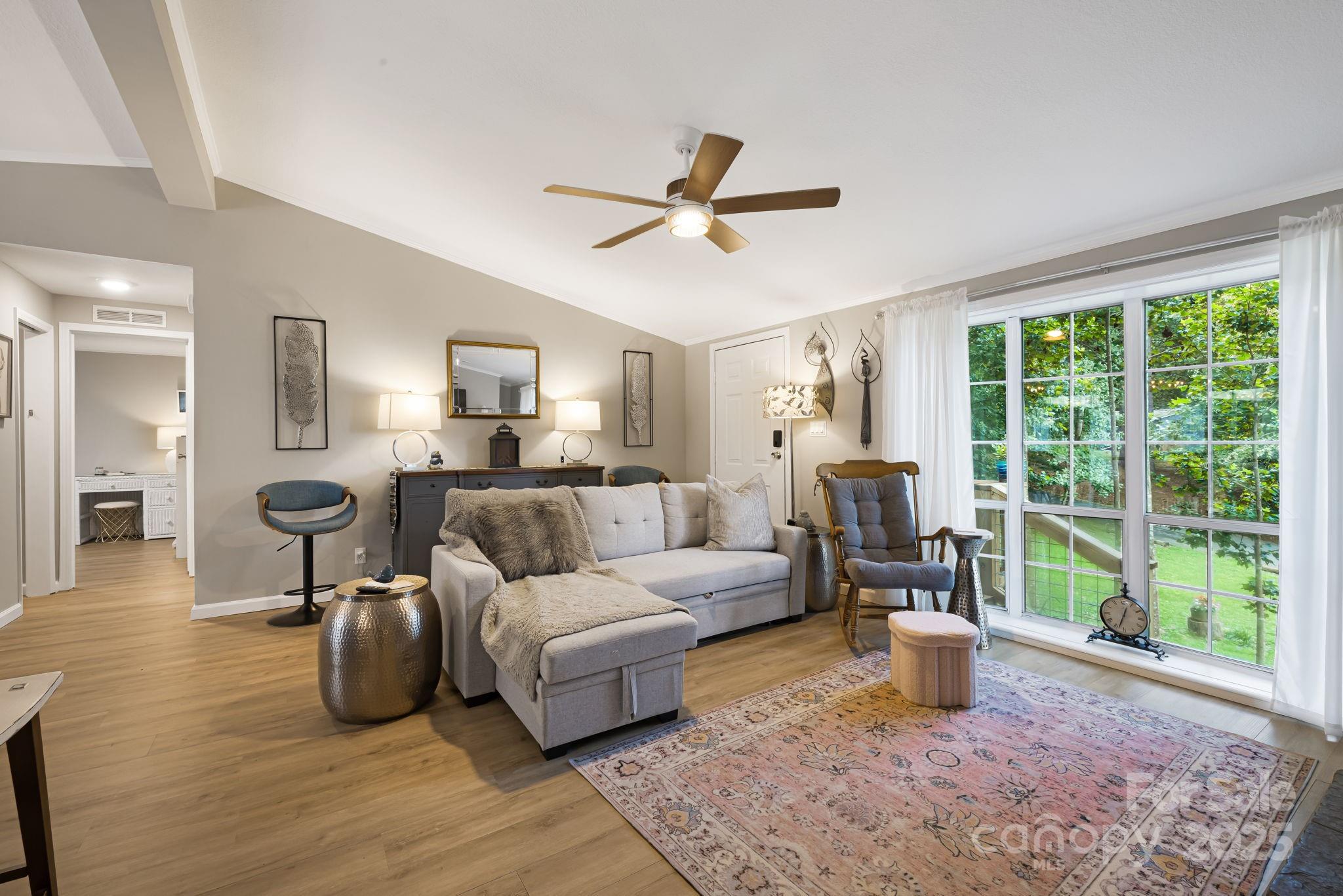 20 Timbers Edge Lane Fairview, NC 28730 - Photo 6 of 33