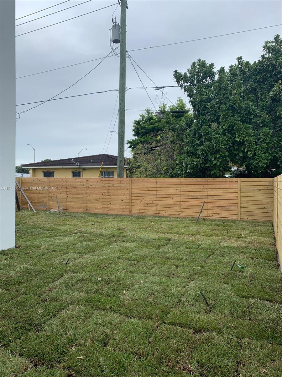 805 East 28th Street, Unit 805 Hialeah, FL 33013 - Photo 15 of 15 a view of a backyard