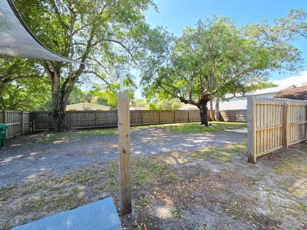 $2,500 | 330 Barraclough Street, Fort Pierce, FL 34982