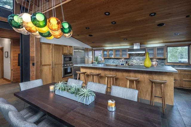 $5,150,000 | 8750 Breakers Court, Truckee, CA 96161