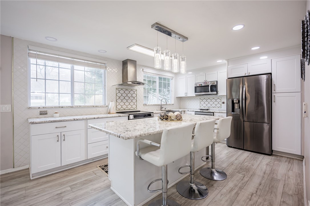 135 Maple Hill Farm Road Penfield, NY 14526 - Photo 11 of 45