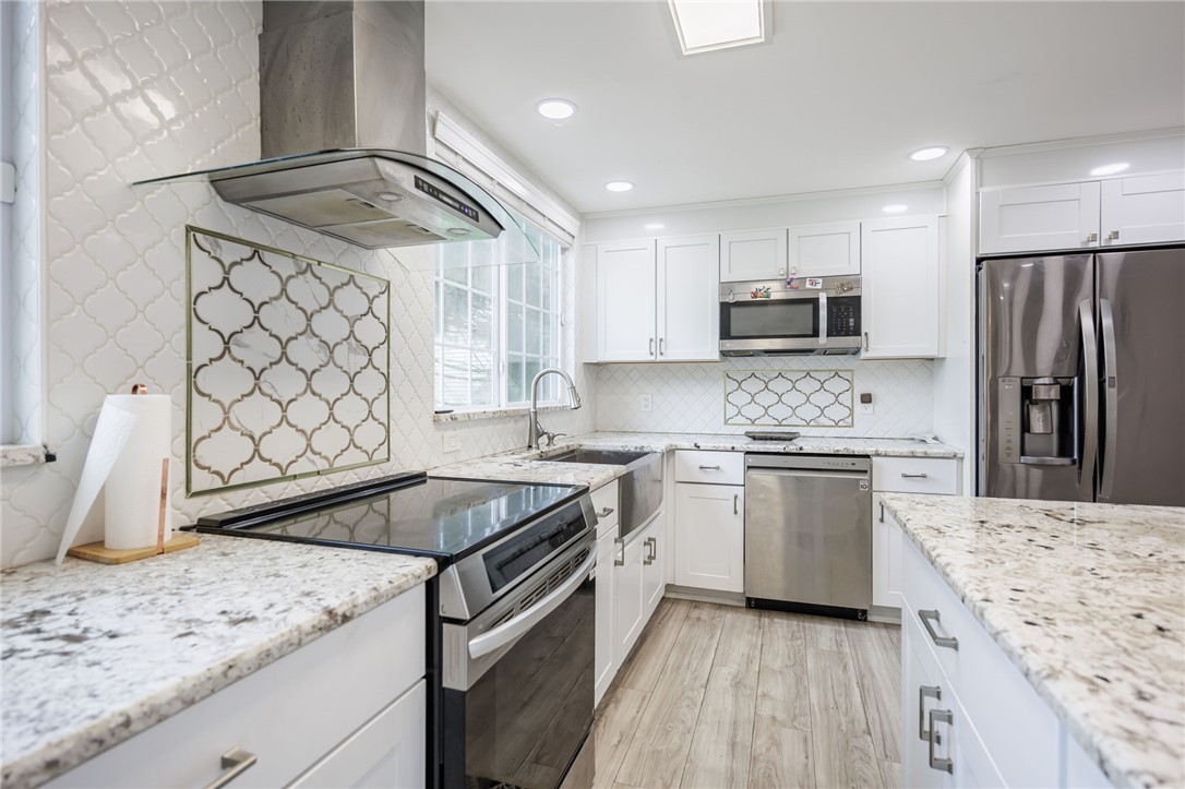 135 Maple Hill Farm Road Penfield, NY 14526 - Photo 14 of 45