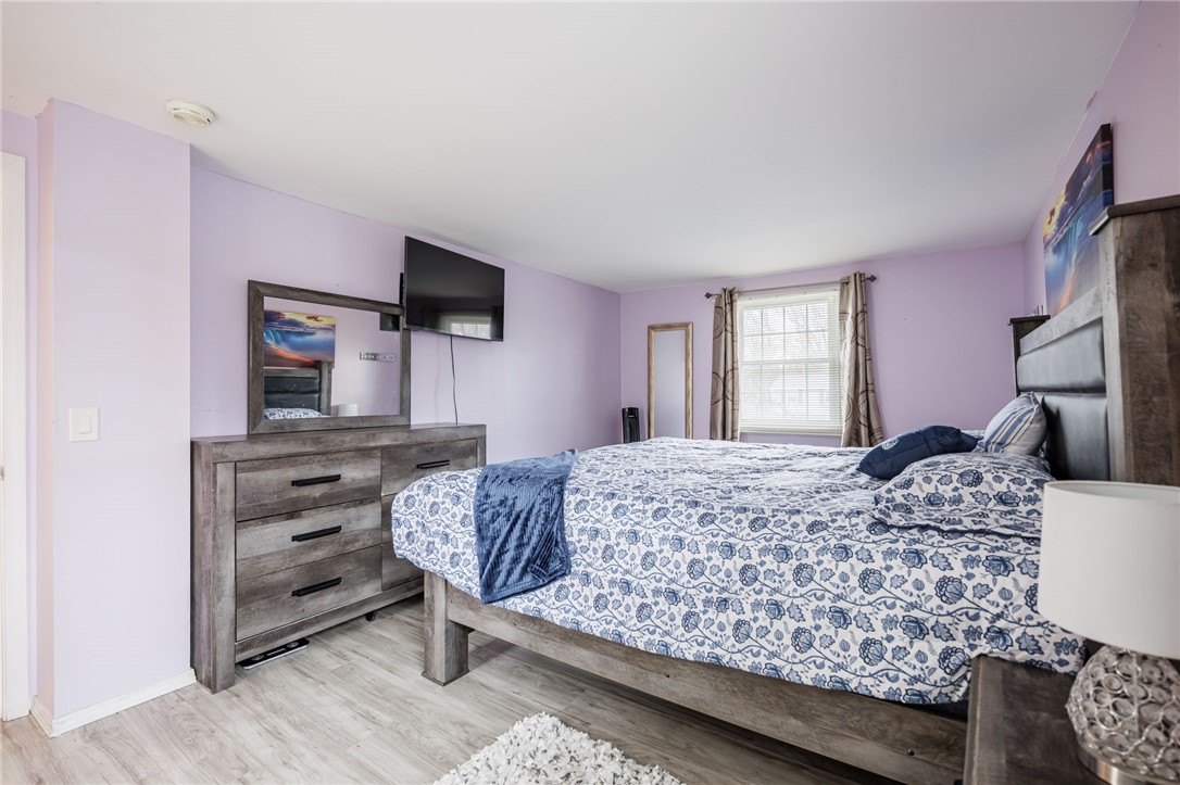 135 Maple Hill Farm Road Penfield, NY 14526 - Photo 22 of 45 primary bedroom
